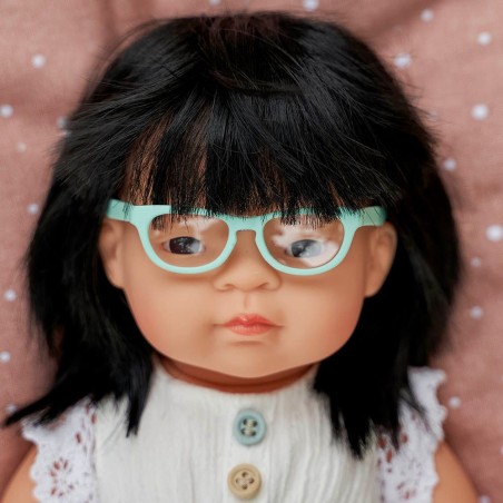 MUÑECA ASIÁTICA CON GAFAS 38cm