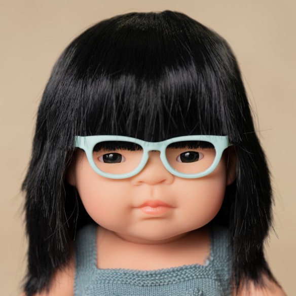 MUÑECA ASIÁTICA CON GAFAS 38cm (pelele plomo)