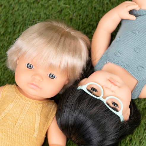 MUÑECA ASIÁTICA CON GAFAS 38cm (pelele plomo)