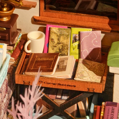 CORNER BOOKSTORE - LIBRERÍA DE ESQUINA